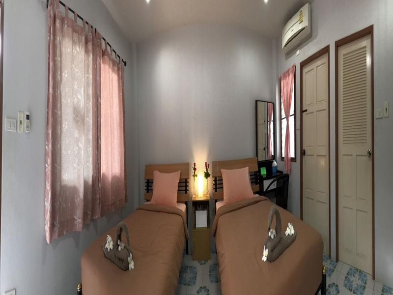 2N Guesthouse Phetchaburi Ngoại thất bức ảnh